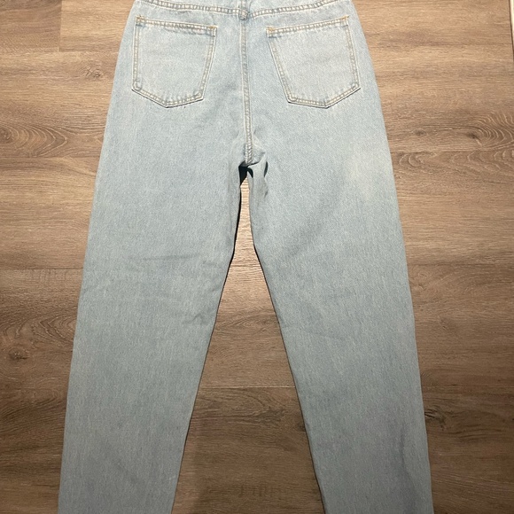 jeans - Picture 2 of 3